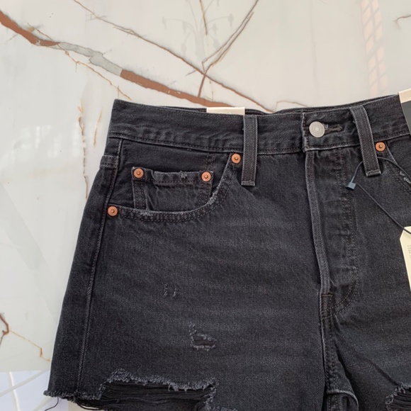 Levi's 501 Shorts Jeans Women's 26 High Rise Black Casual Pants Denim Ripped NEW - Picture 2 of 11